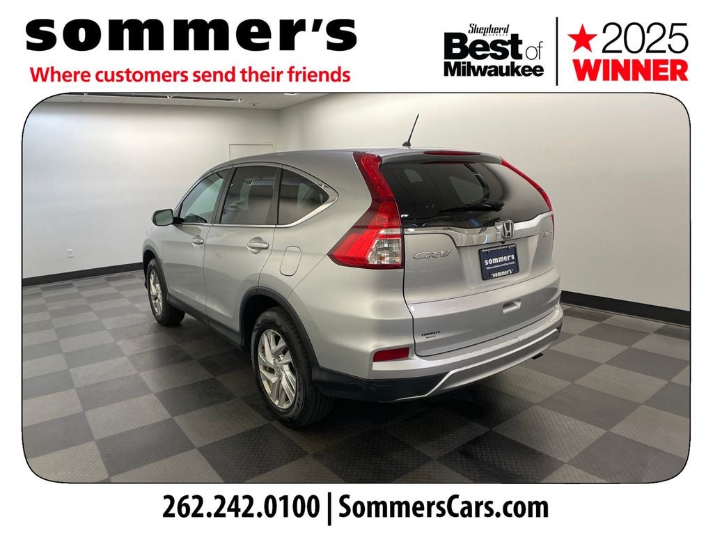 2016 Honda CR-V — rear three-quarter view
