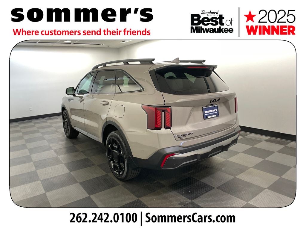 2025 Kia Sorento — rear three-quarter view